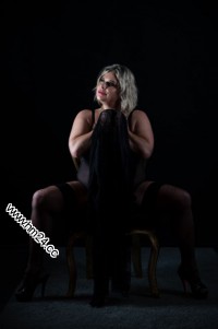 Milf Nina aus Schortens Anal aktiv Besamung